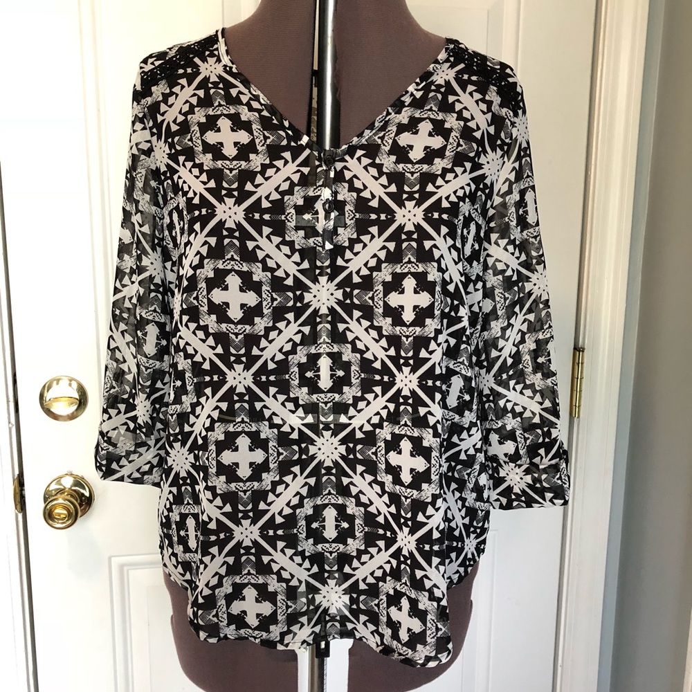 WISHFUL PARK • TRIBAL PRINT BLOUSE